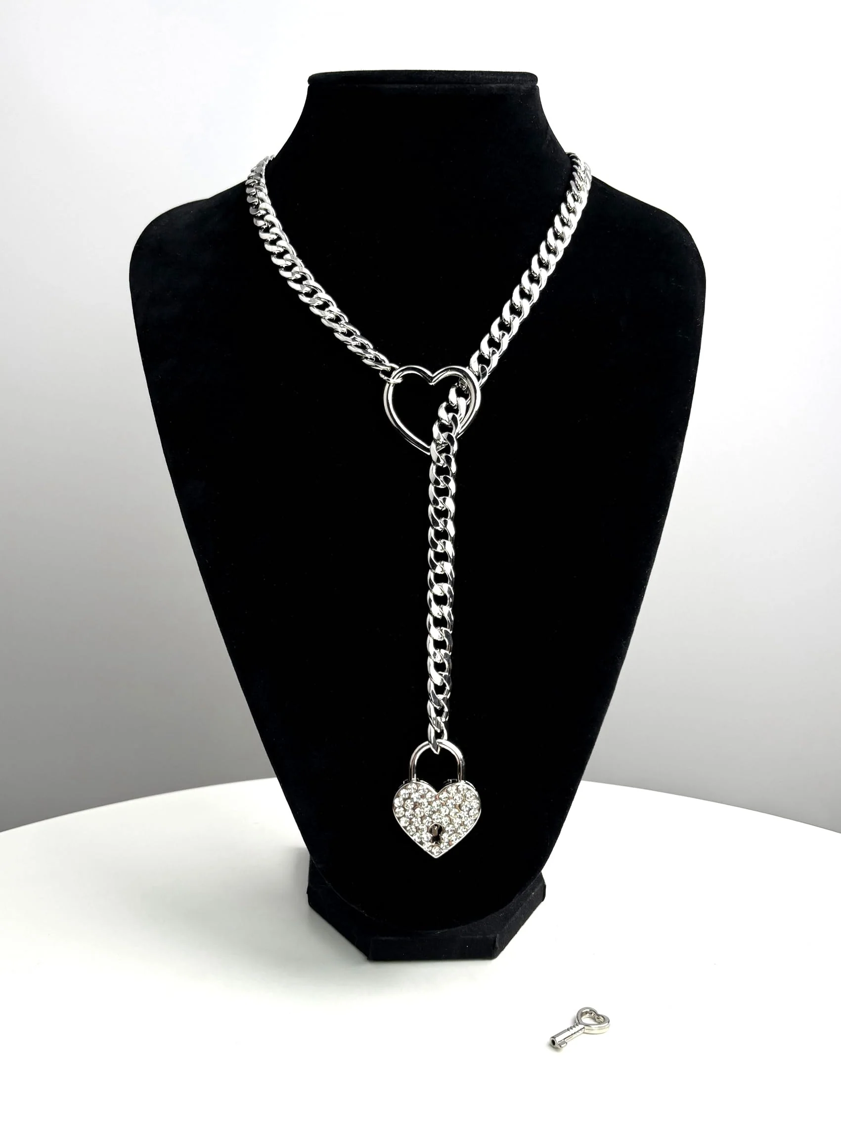 Crystal Heart Lock & Key O-ring Slip Chain - Image 2