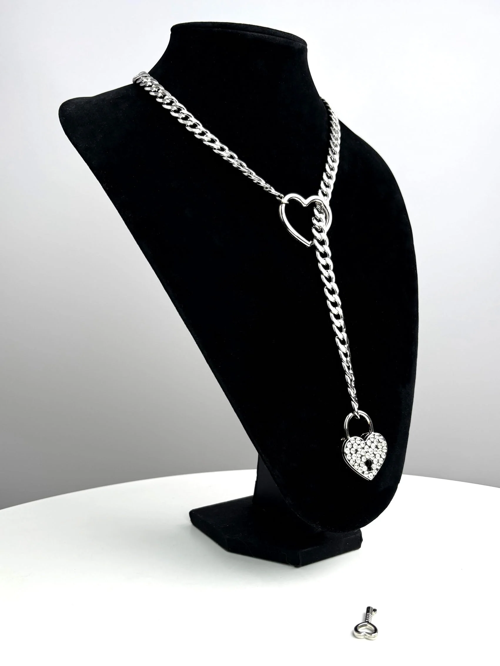 Crystal Heart Lock & Key O-ring Slip Chain - Image 4