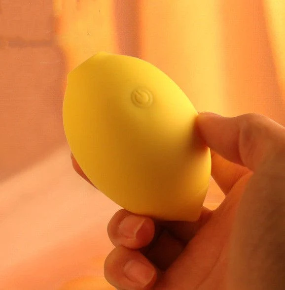 Sucker Clitoris Sucking And Licking G-point Massager Lemon Toy Sucker for Women - Image 3